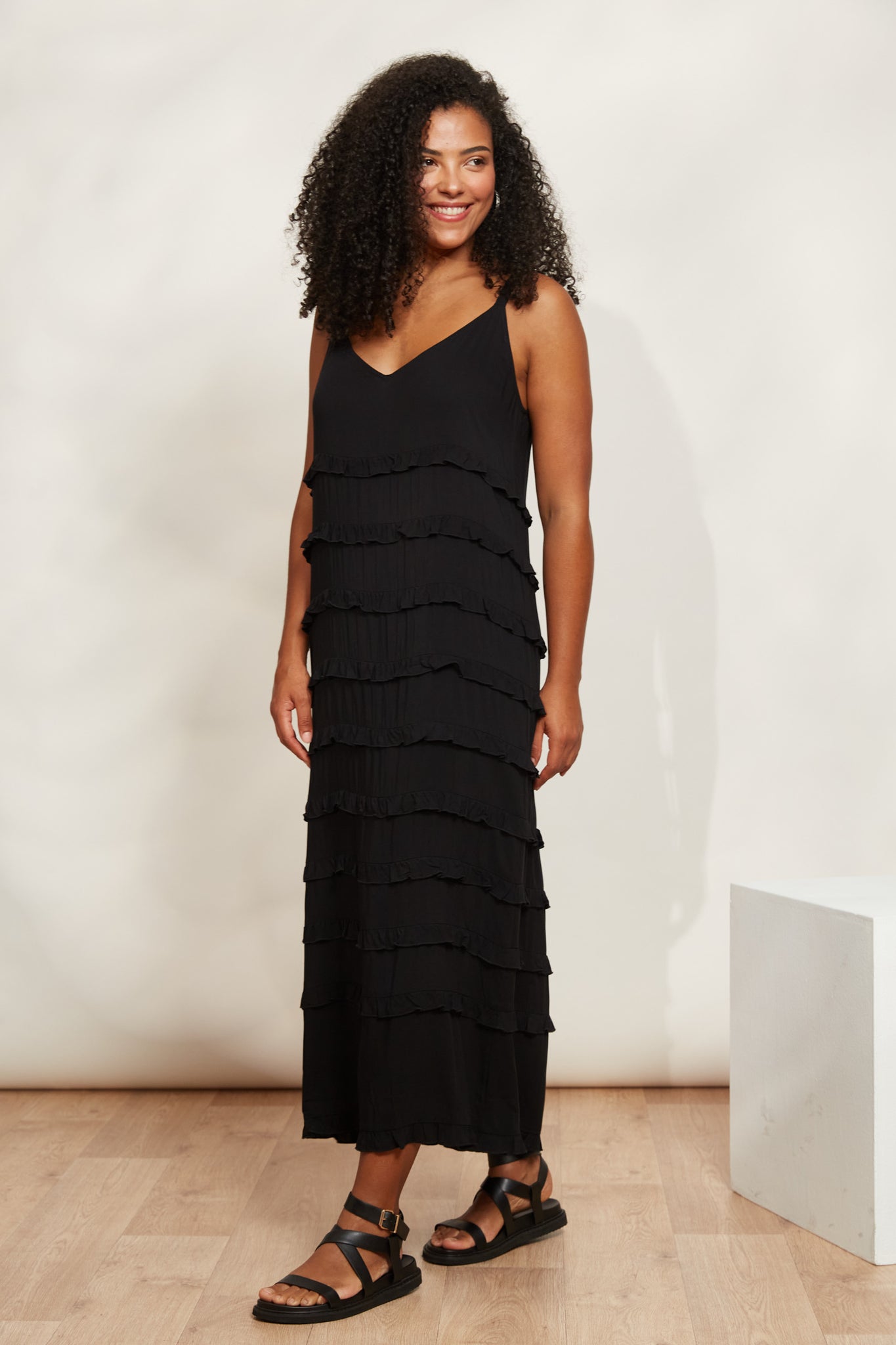 Eb & Ive - La Mer Frill Maxi Dress - Sable FINAL SALE