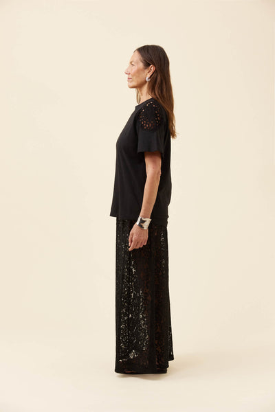 Isle of Mine - Eva Crochet Tshirt - Black