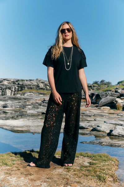 Isle of Mine - Eva Crochet Tshirt - Black