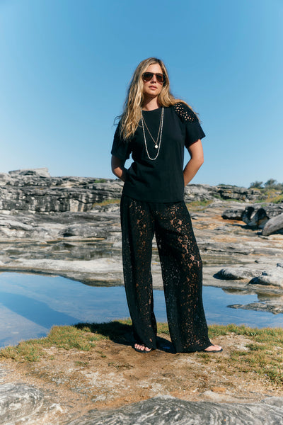 Isle of Mine - Eva Crochet Tshirt - Black