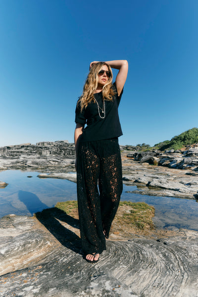 Isle of Mine - Eva Crochet Tshirt - Black