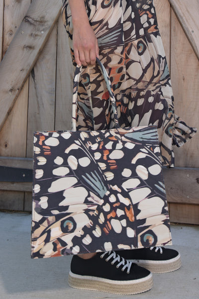 Curate - CARRY ON Tote Bag - Butterfly 