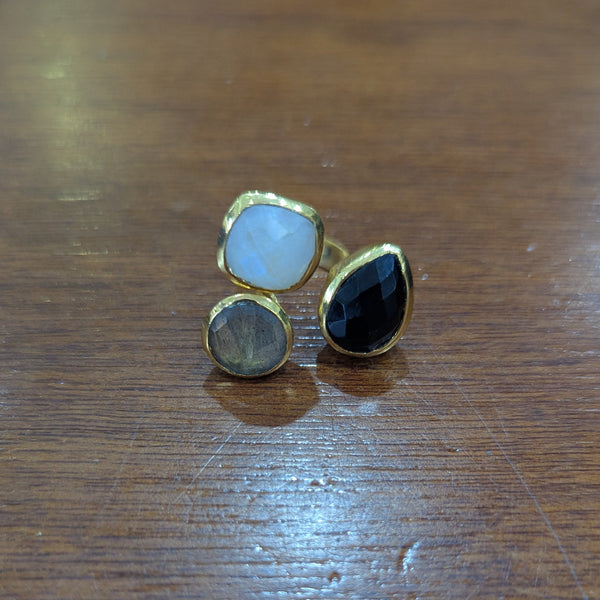 Meshca - Orb Ring