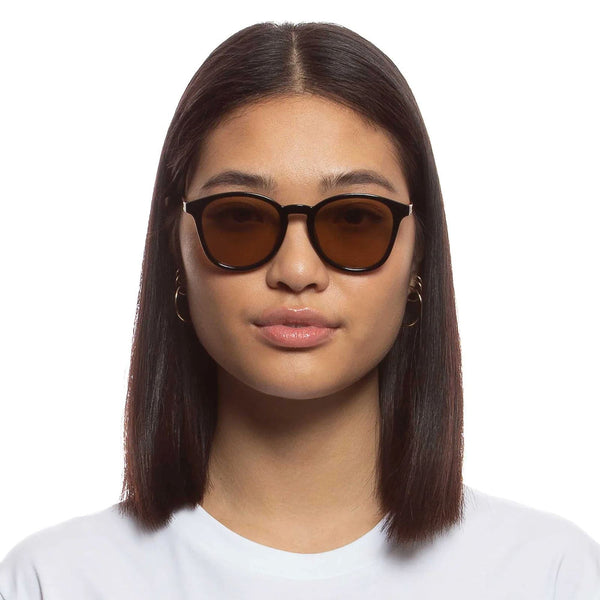 Le Specs Sunglasses - Contraband - Shiny Black 2352123