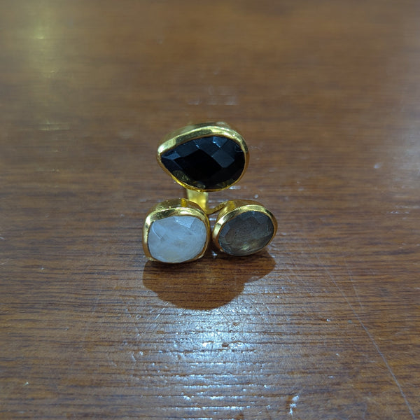 Meshca - Orb Ring
